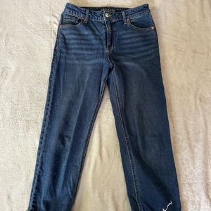 Blue boyfriend jeans, extremely comfortable, and stretchy